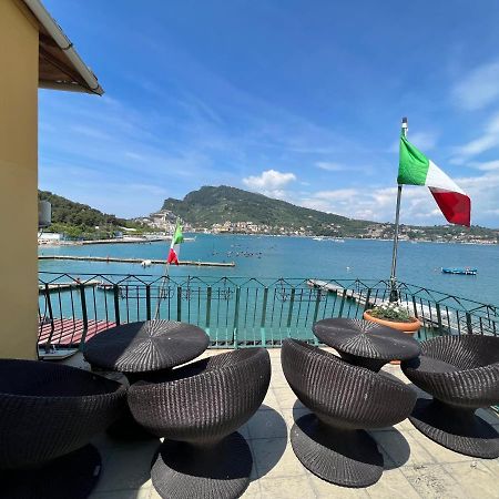 Locanda Lorena Hotel Porto Venere Exterior foto